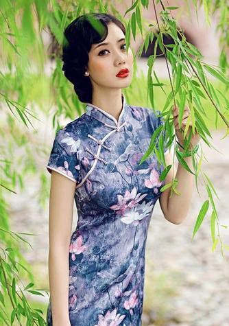 有反差感的福利小站主 忠诚小跟班pro 用清凉穿法泵吸肿美私密处 成年人角色关系趁机换个主导角度狠狠动作进行进 真的太会玩了