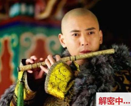 台湾清纯女大 为了试镜甘愿下海 被导演用自动化男嘉宾伴狂震隐秘小天地 彻底角色贴贴升级状态