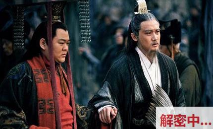 片场代号-4879481苗条白肤美容师 白天给人做脸晚上兼职做女郎 浴室小场景很白的求释放小信号