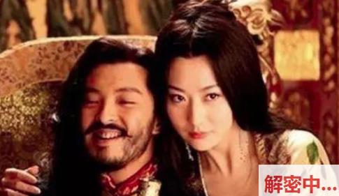 上海某高校学生 桑梦珍与男友自录小片段小片段云盘泄密流出 手快速用手男子气概释放肚子上